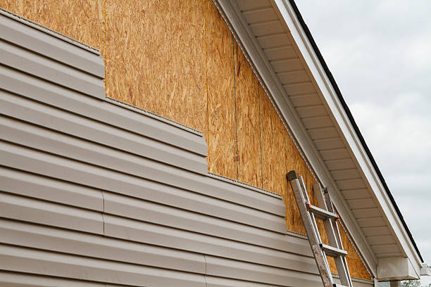 24/7 Emergency Vinyl Siding experts in Hadlyme, CT